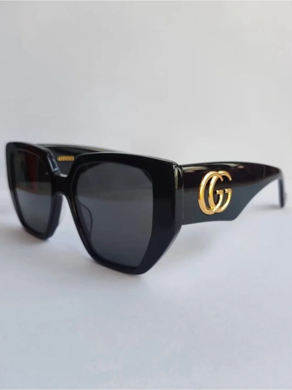 Gucci Women Black Oversized Square Sunglasses New with Box!